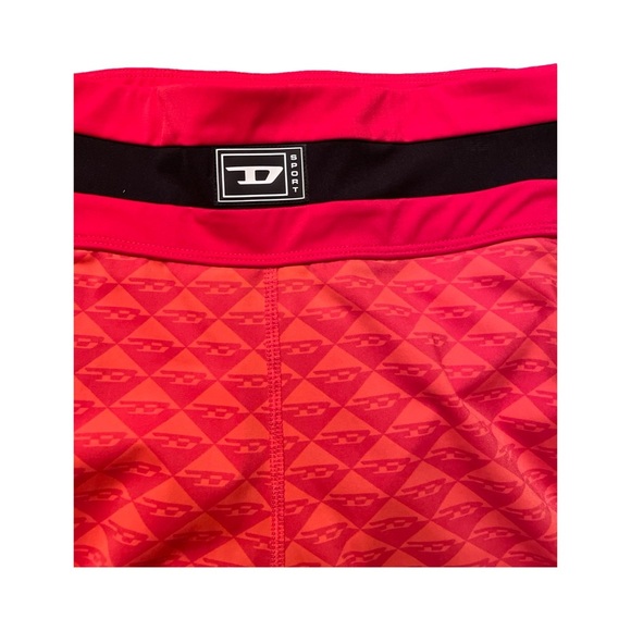 Diesel Sport Leggings/ Activewear Tomato Red Logo Leggings w/ Mesh Size XXS NWOT - Picture 2 of 6